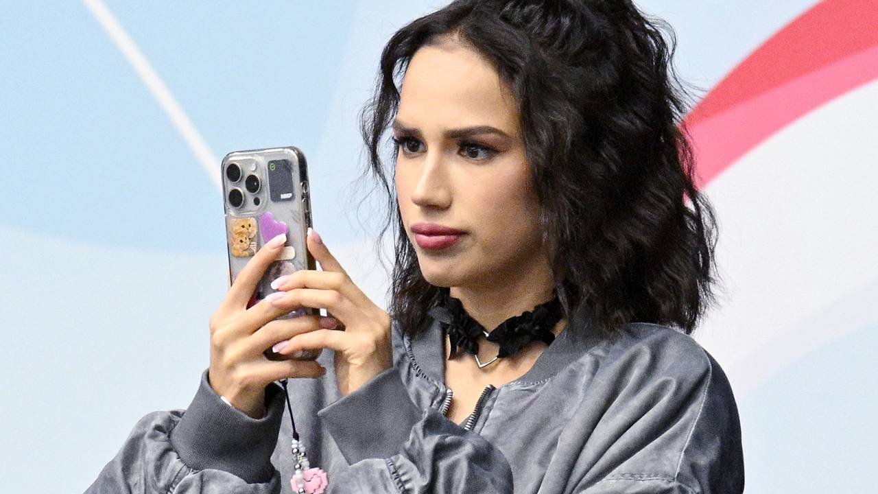 Косметолог заявила об ошибках Загитовой при увеличении губ