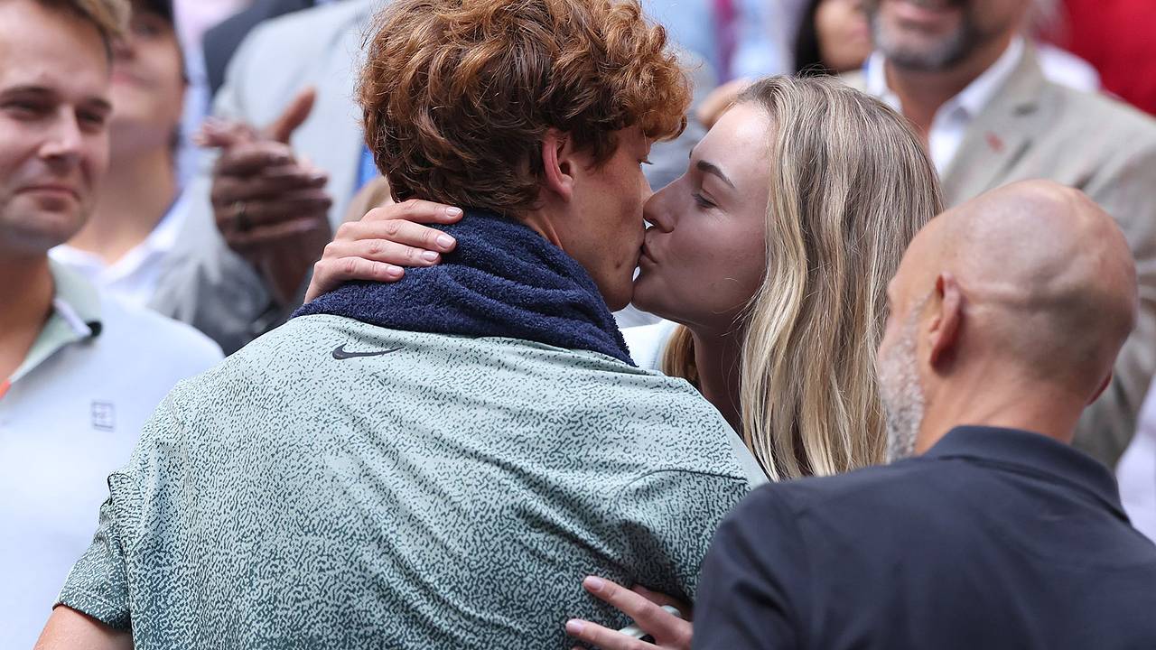 Первая ракетка мира рассказал об отношениях с российской теннисисткой