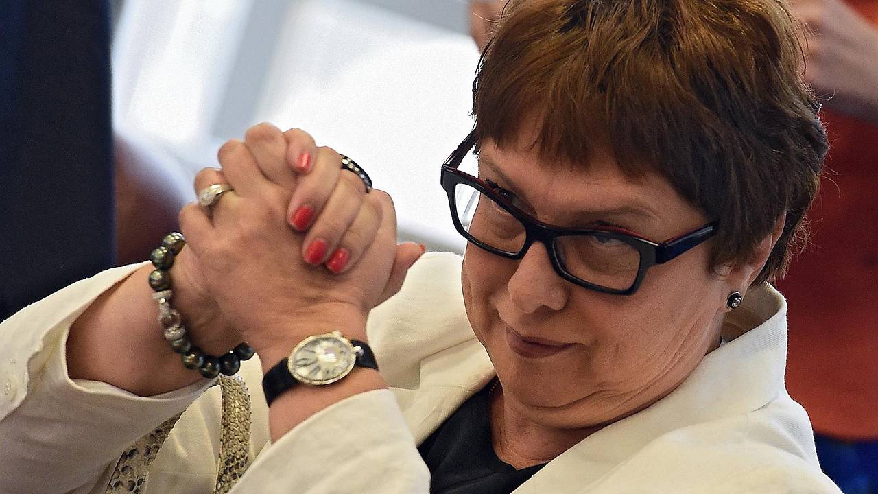 Бывшая президент «Локомотива» оскорбила футболиста за шутку о женщинах