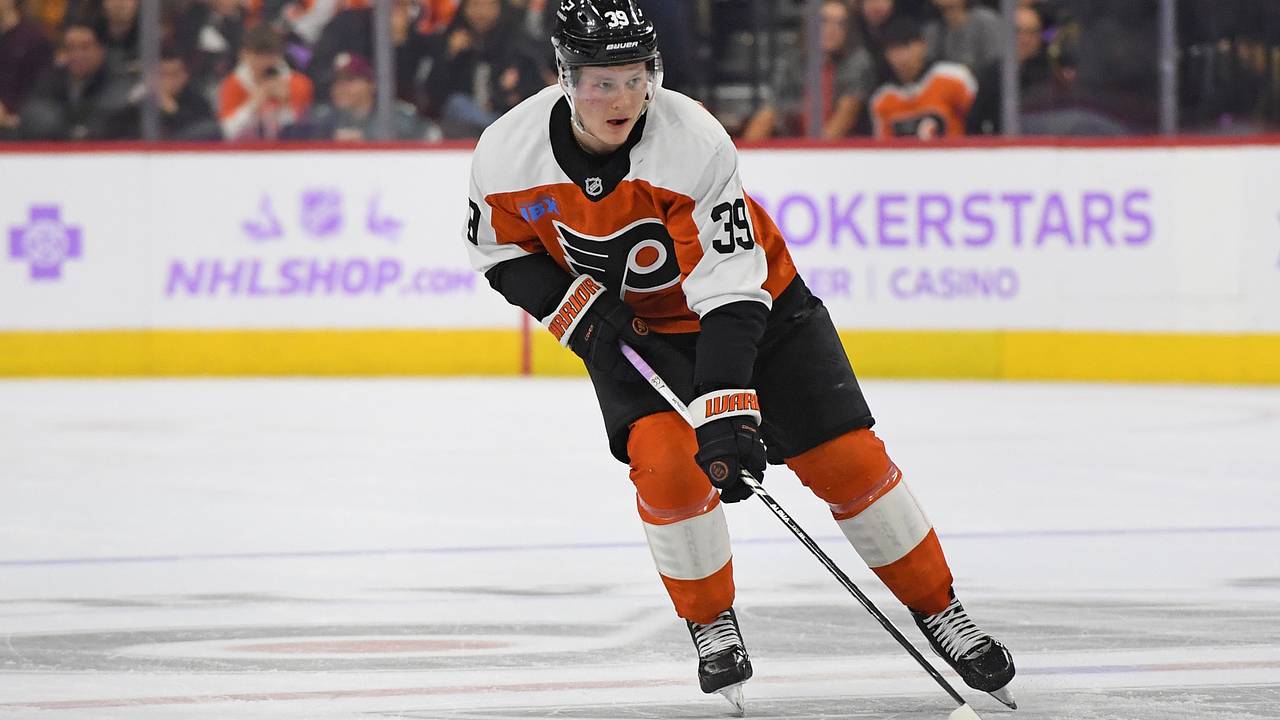 19-летний российский хоккеист установил клубный рекорд в НХЛ