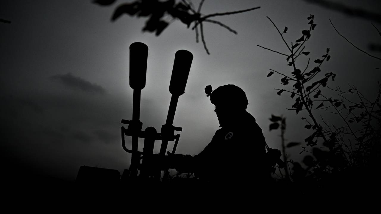 Боец СВО избежал смерти при обстреле благодаря вложенным в бронежилет иконам