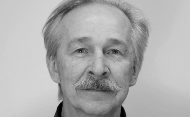 Умер телеведущий, режиссер и педагог ВГИКа Виктор Азеев