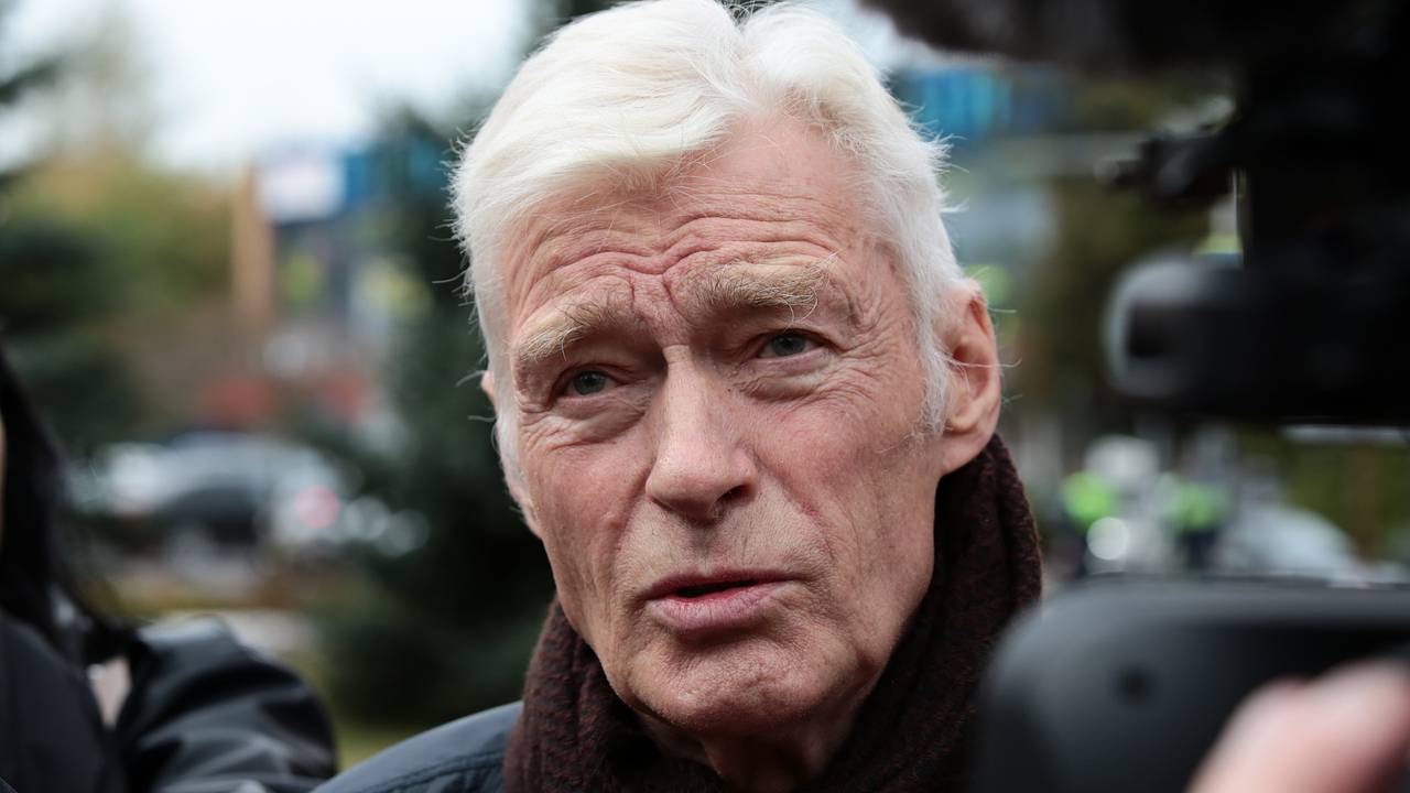 Актера Щербакова доставили в больницу после падения