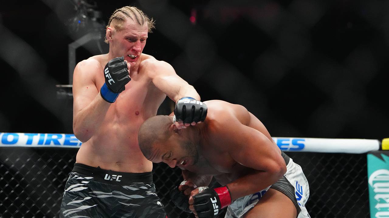 Волков усомнился в компетентности судившей его бой с Ганом на турнире UFC женщины