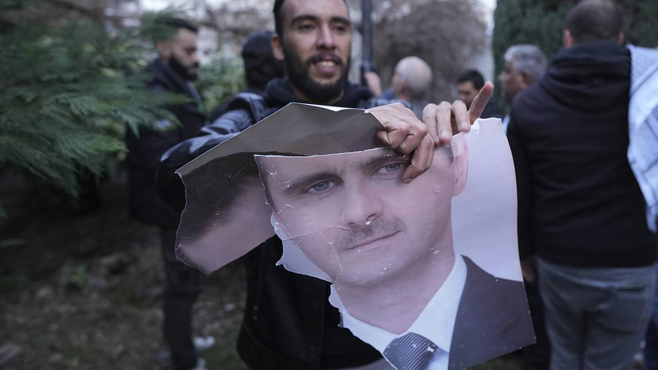 В Европе назвали падение режима Асада в Сирии историческим изменением