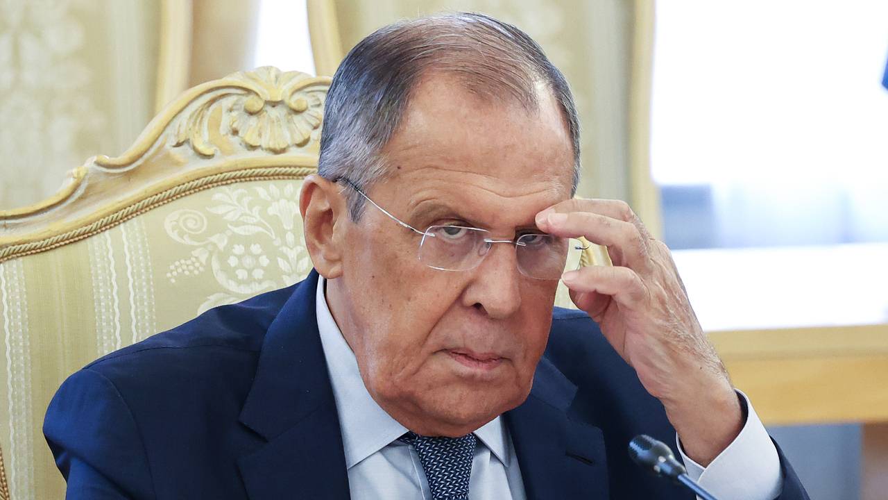 В США призвали серьезно отнестись к предупреждениям Лаврова в интервью Карлсону
