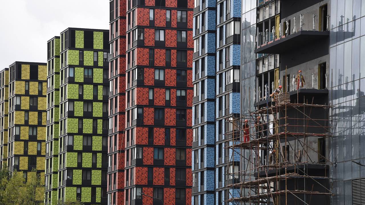 В России захотели временно блокировать средства от продажи квартиры