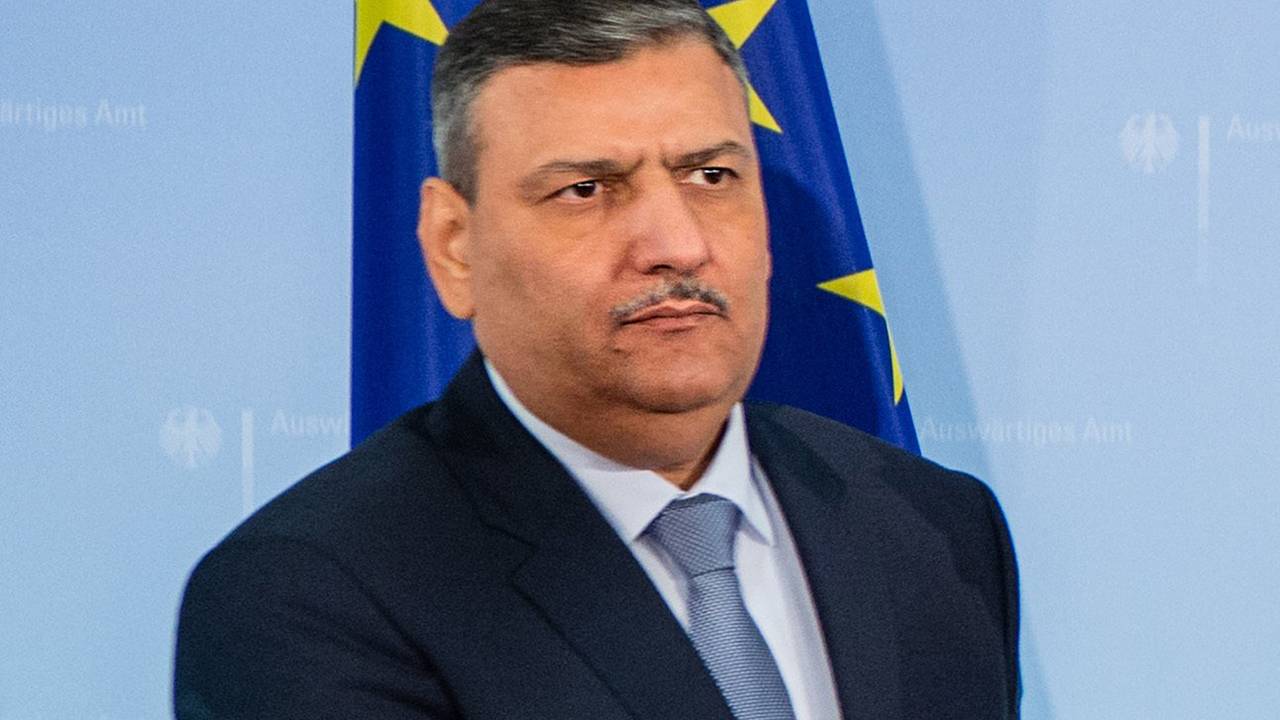 Хиджаб станет главой переходного правительства в Сирии