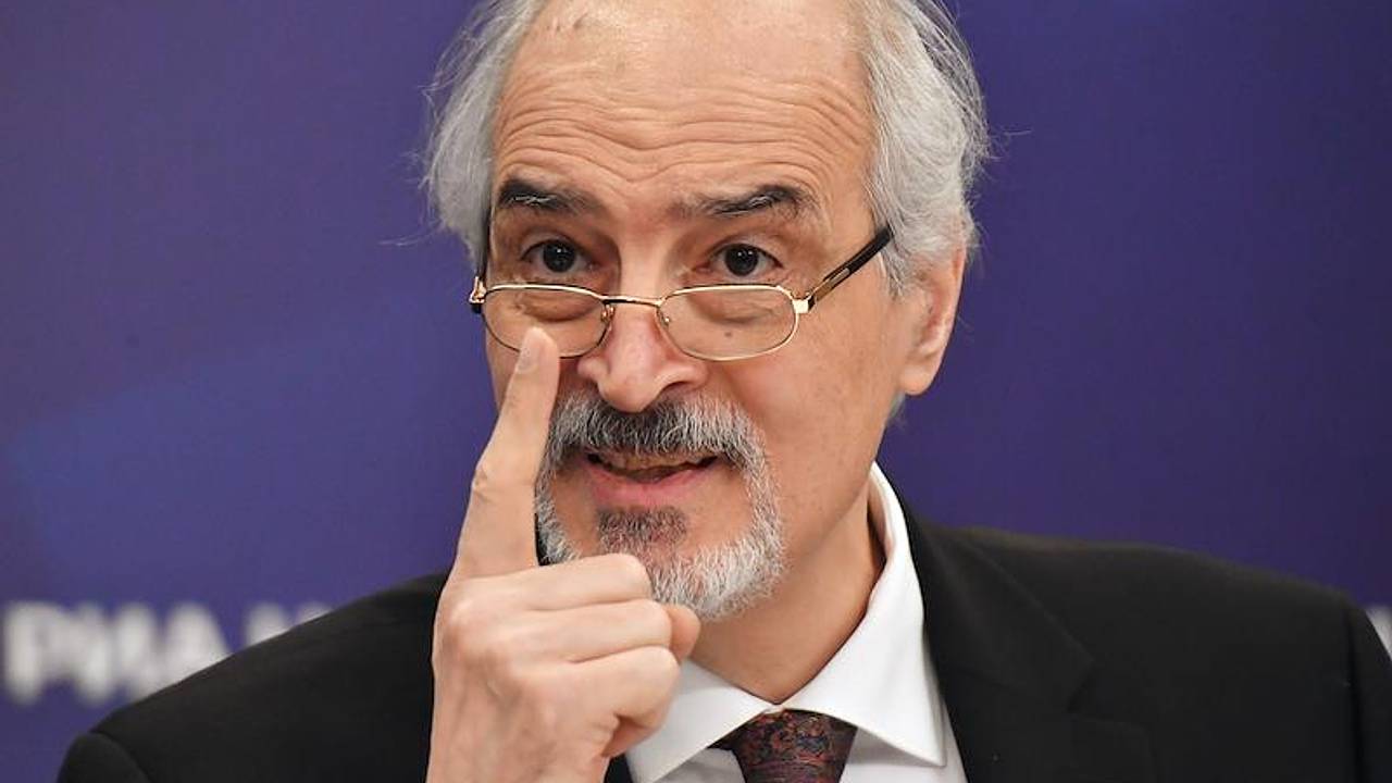 Назначенный Асадом посол Сирии в Москве обвинил его в позорном побеге