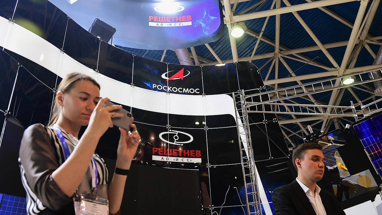 «Роскосмосу» разрешили занимать деньги у населения