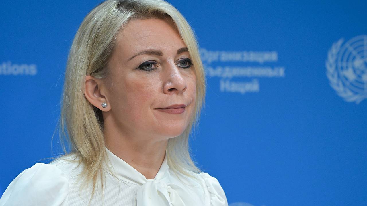 МИД назвал «бездарно состряпанной ерундой» обвинения во вмешательстве в выборы в Румынии