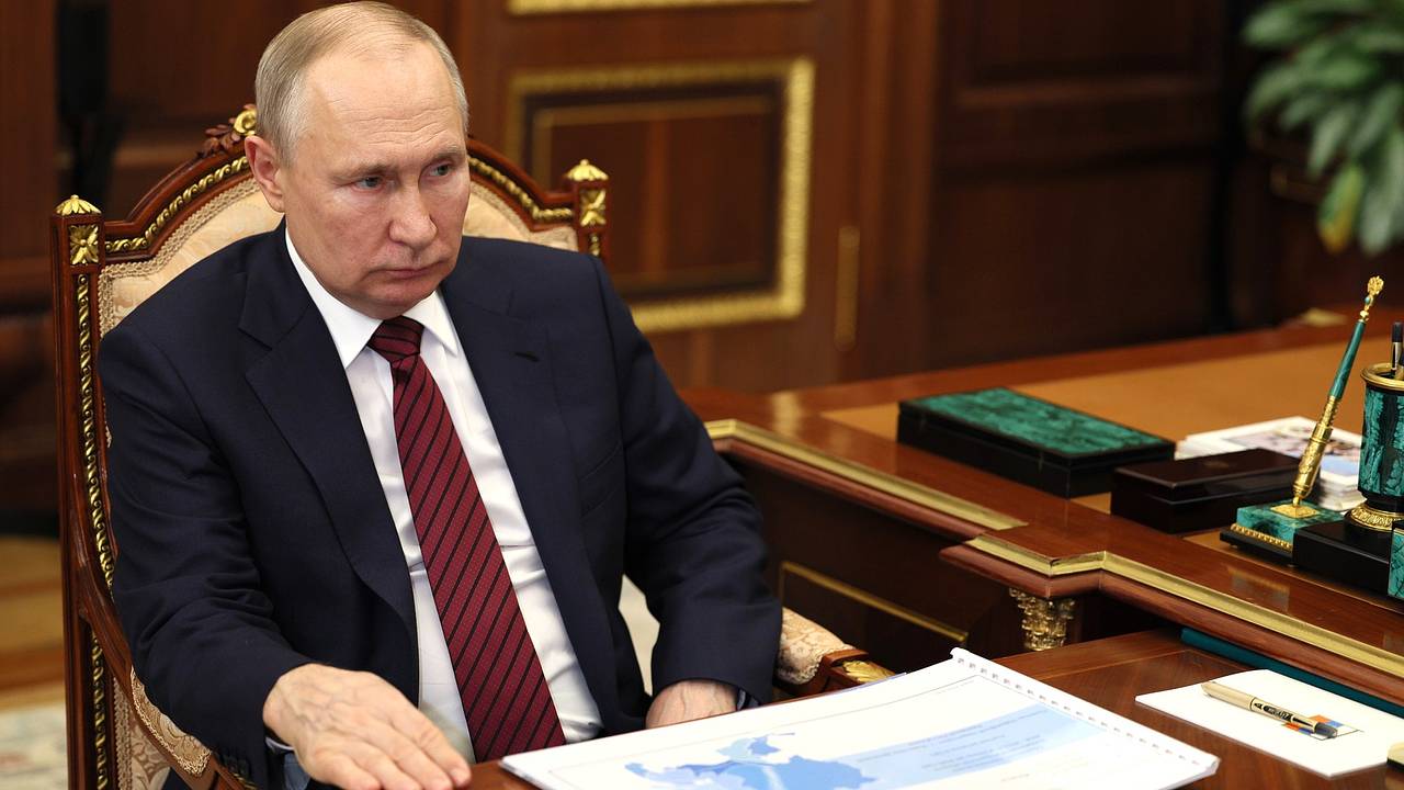 Путин сравнил кредитование магистрали от Москвы до Петербурга с заключением брака в ЗАГСе