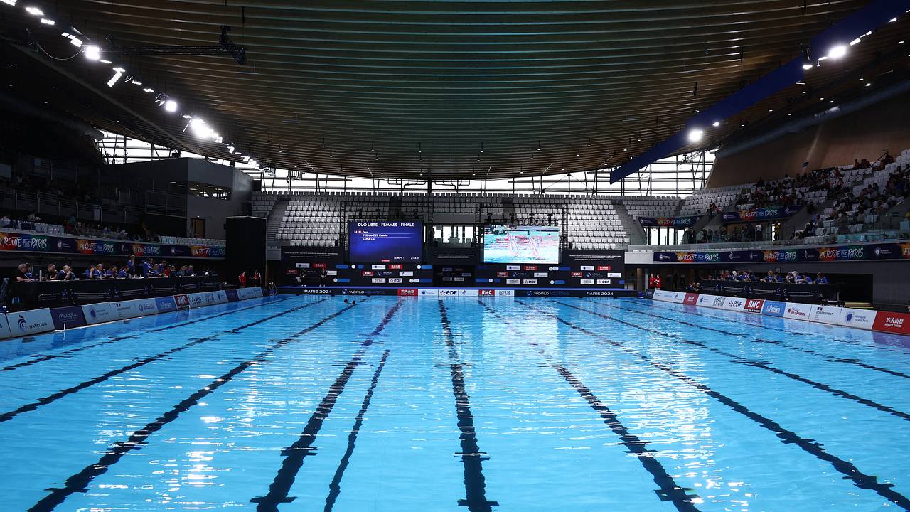 World Aquatics обвинили в издевательстве над российскими пловцами