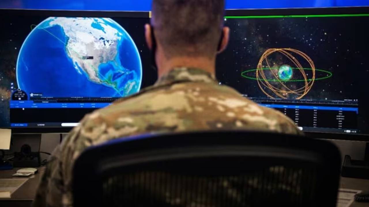 США введут в эксплуатацию спутники для наблюдения за российскими космическими аппаратами