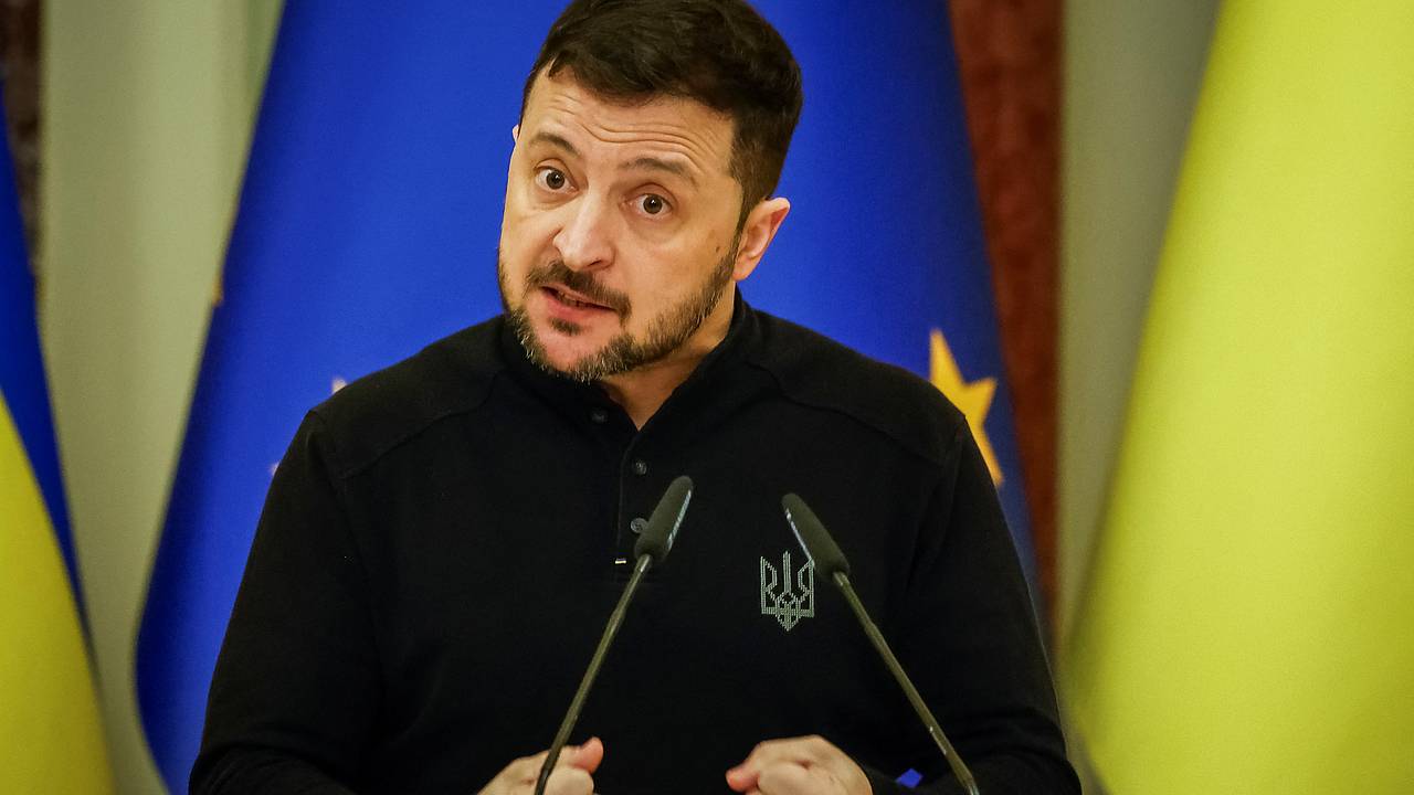 На Западе заявили о желании Зеленского «выжать еще немного денег» из конфликта с Россией