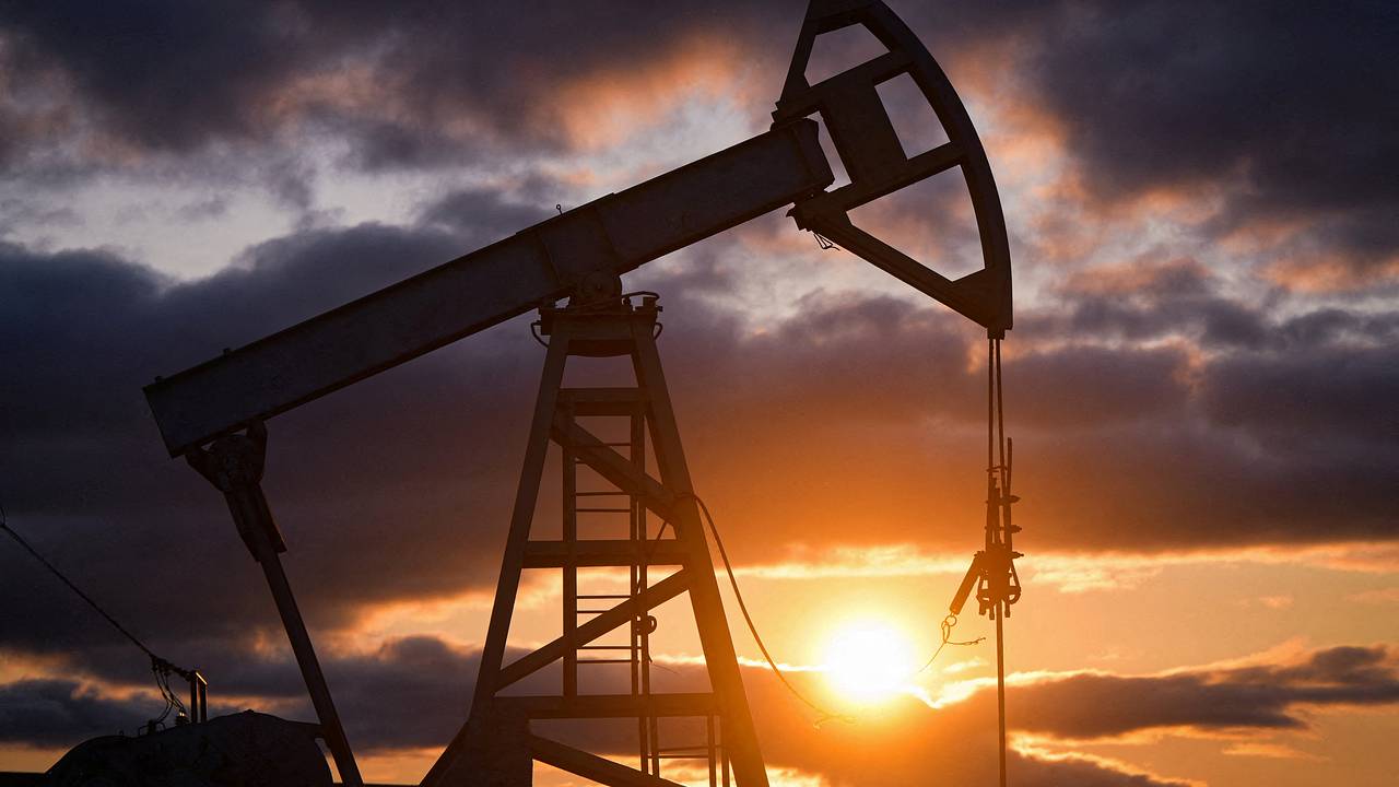 Стало известно о сокращении доходов России от продажи нефти