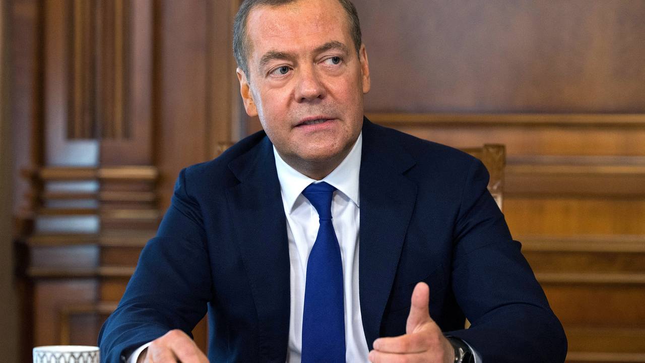 Медведев допустил переговоры по Украине с участием Трампа