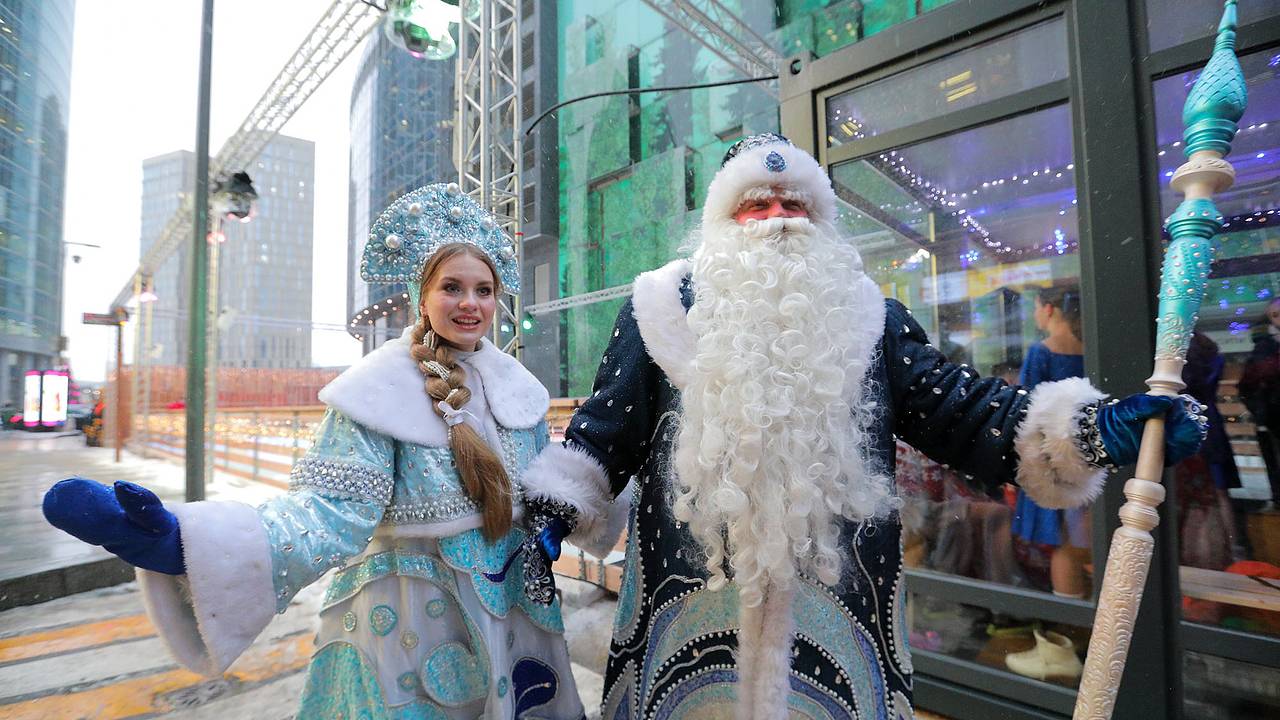 Раскрыты расценки московских Дедов Морозов и Снегурочек