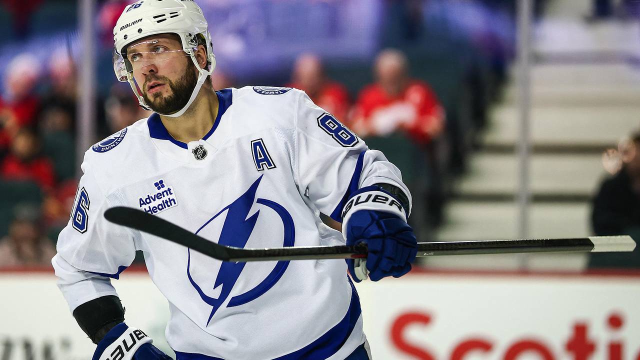 Кучеров набрал шесть очков за результативность в матче НХЛ