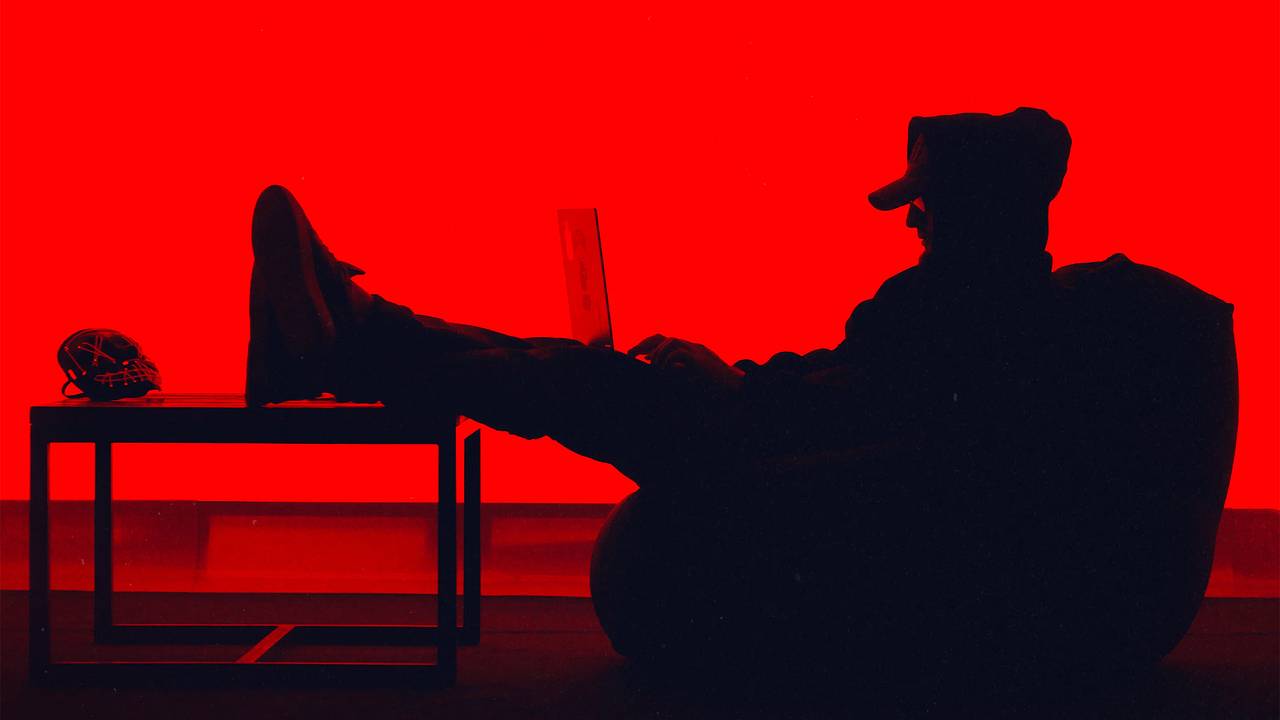 Сбер помог в документальном расследовании Okko про мошенников