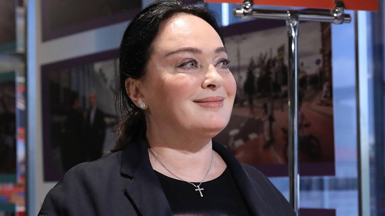 Ларисе Гузеевой стало плохо из-за украшений