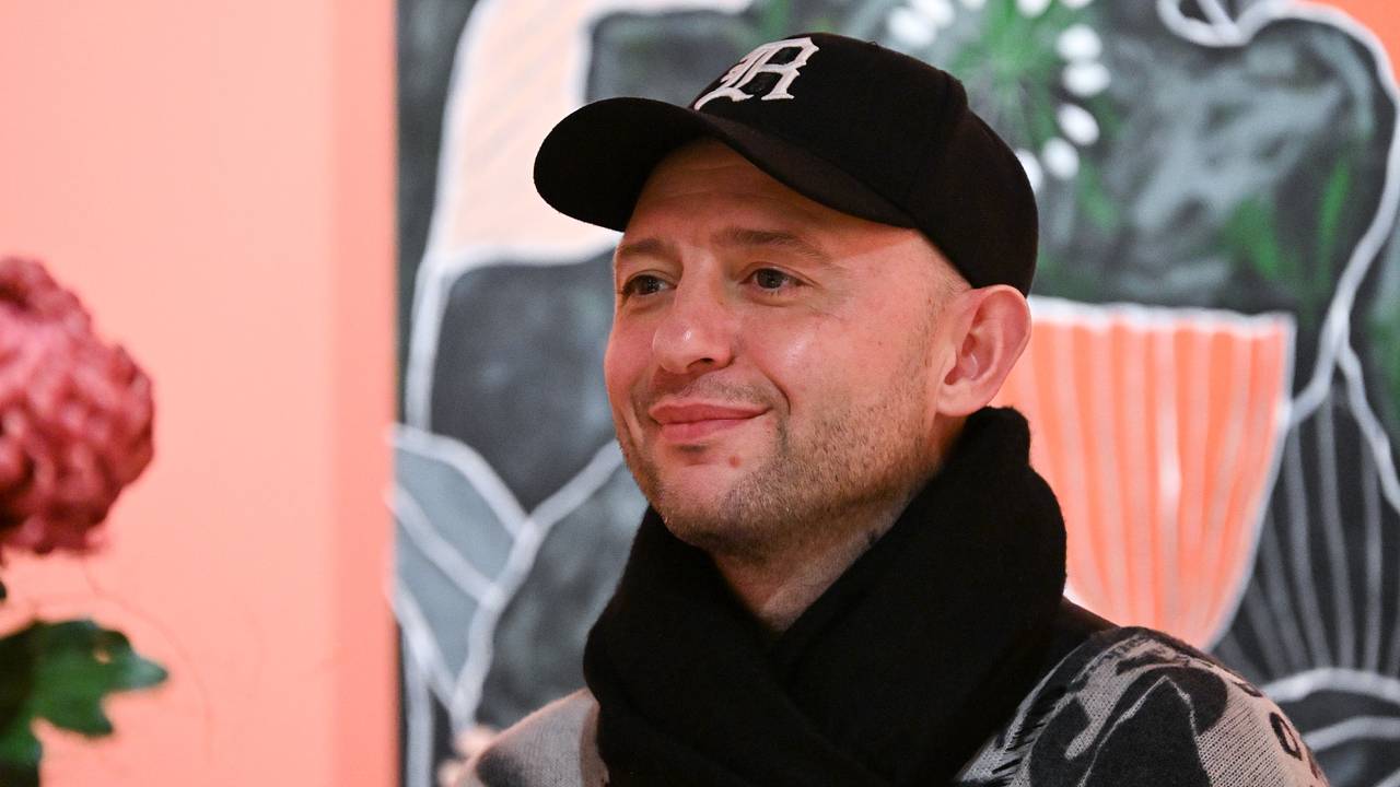 Рома Зверь прокомментировал иск против российских чиновников после отмены концерта