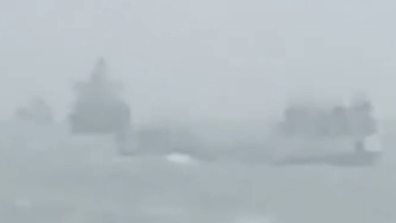 Стало известно о тонущем судне с топливом возле Керчи