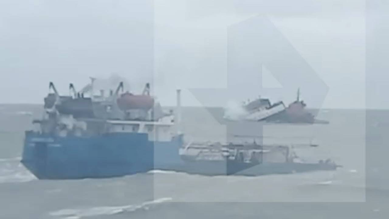 Опубликован список моряков с севшего на мель танкера в Керченском проливе