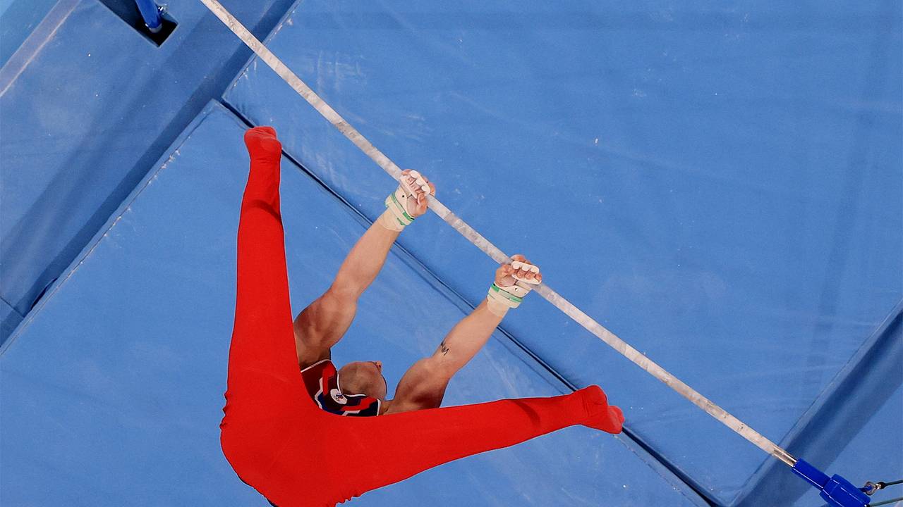 Российские гимнасты подали заявки на получение нейтрального статуса