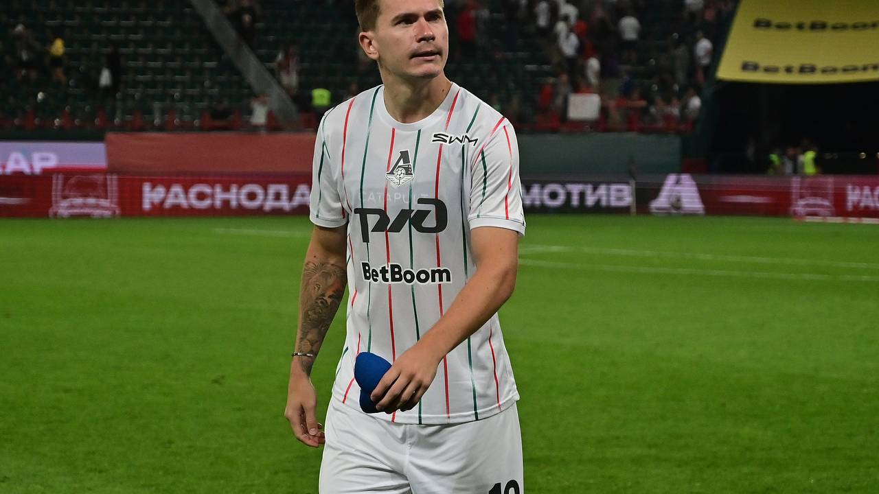 Футболист «Локомотива» объяснил фото с убитыми зайцами