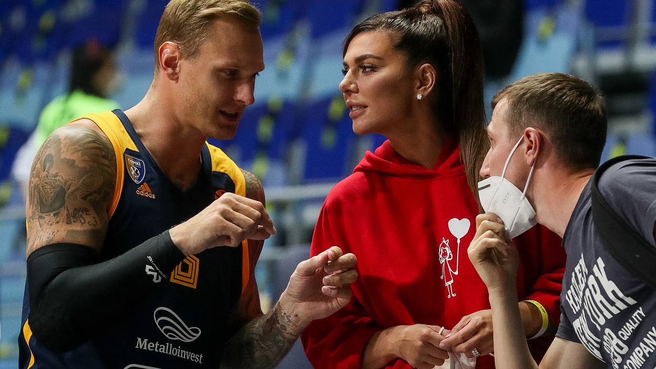 Появились подробности о смерти бывшего мужа Седоковой