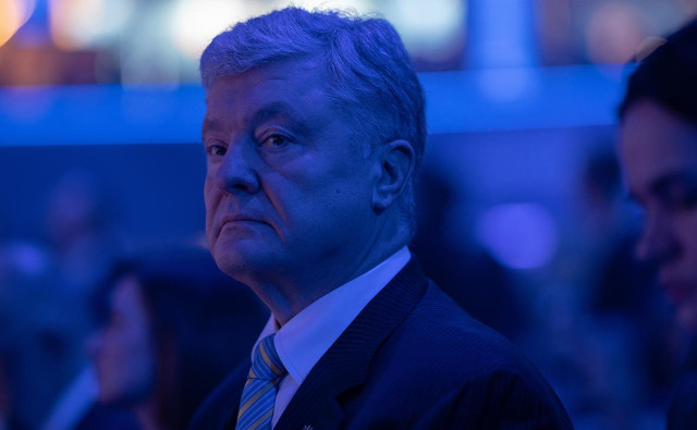 Порошенко раскритиковал украинские власти за методы мобилизации