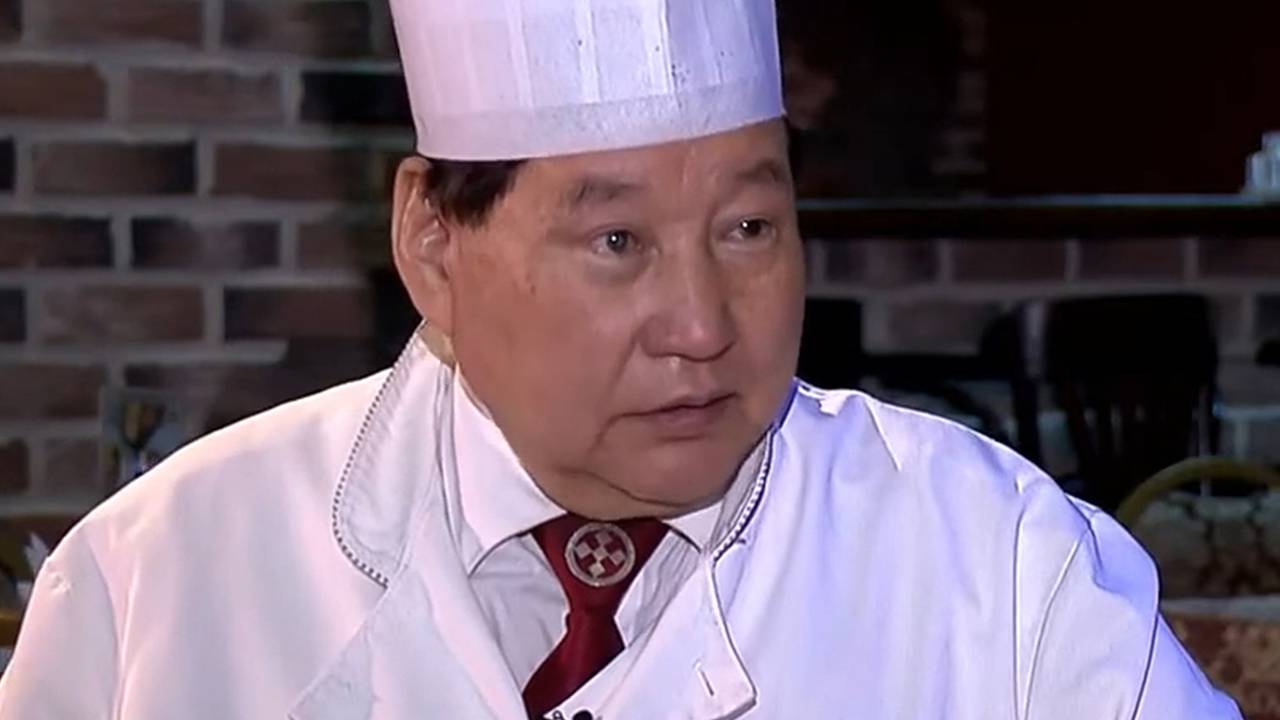 Создавшему «худшее блюдо мира» российскому кулинару посвятили алмаз