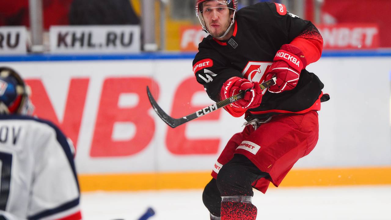 «Спартак» решил отказаться от канадского нападающего