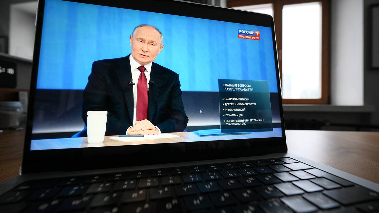Украинцы массово заинтересовались прямой линией с Путиным