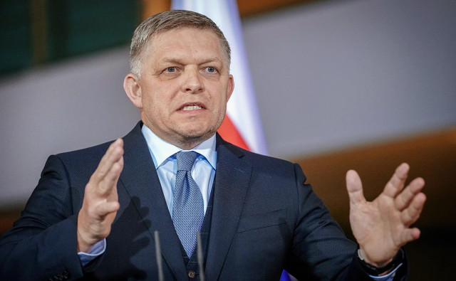 Фицо пригрозил Украине серьезным конфликтом из-за отказа в транзите газа