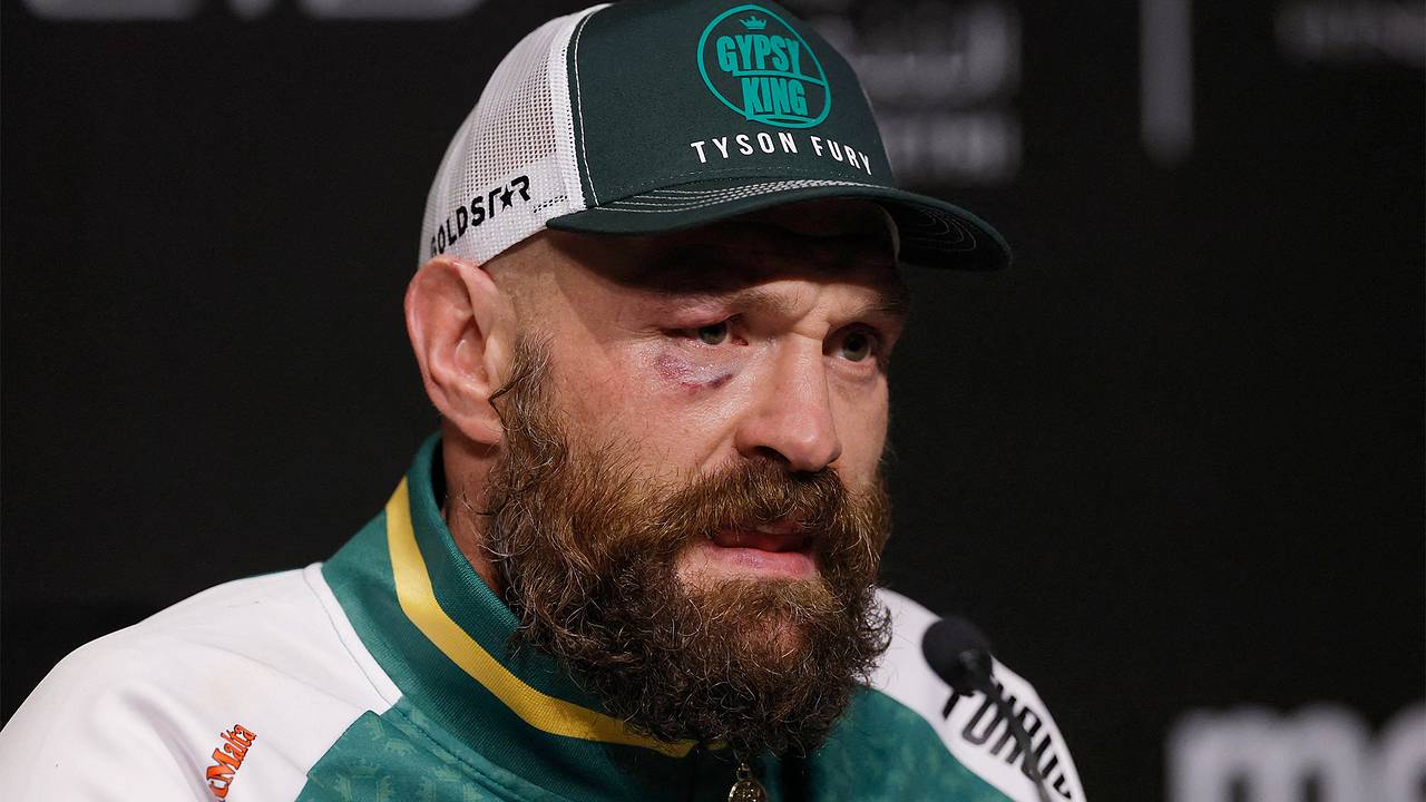 Фьюри высказался о завершении карьеры после второго поражения от Усика