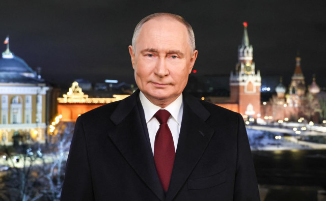 Песков не стал отвечать, каким будет обращение Путина на Новый год