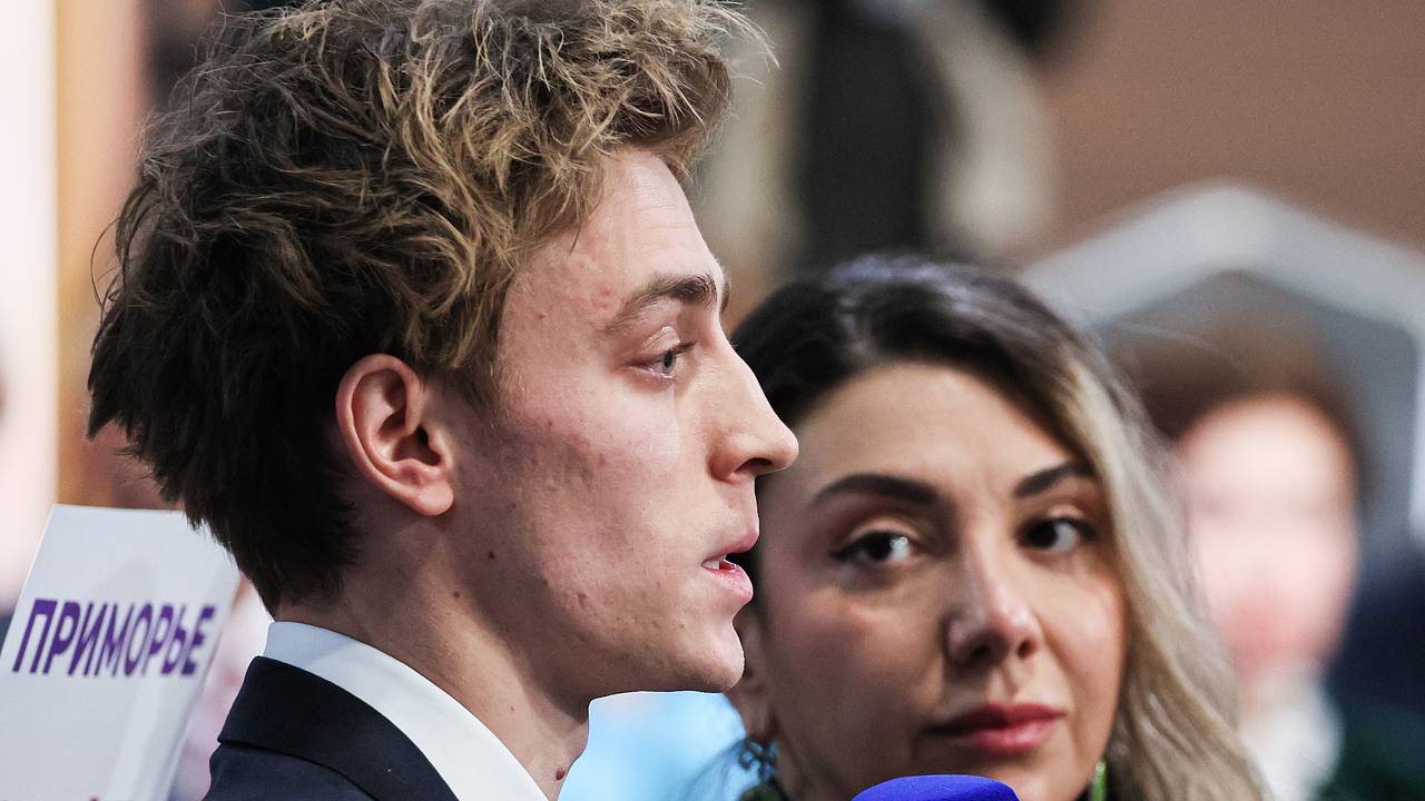 Артемий Лебедев похвалил выступление Влада Бумаги на прямой линии с Путиным