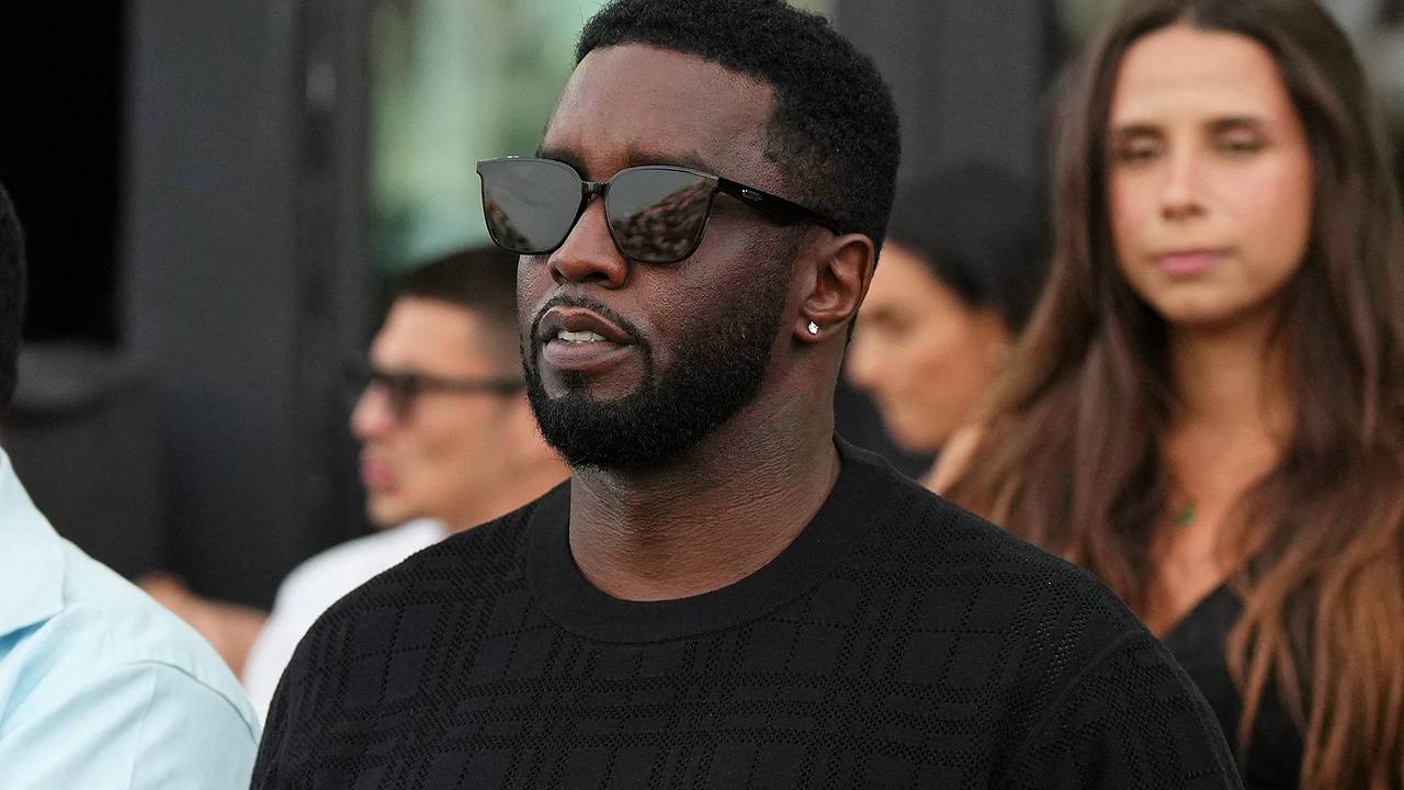 Организатор оргий P.Diddy подал на него в суд