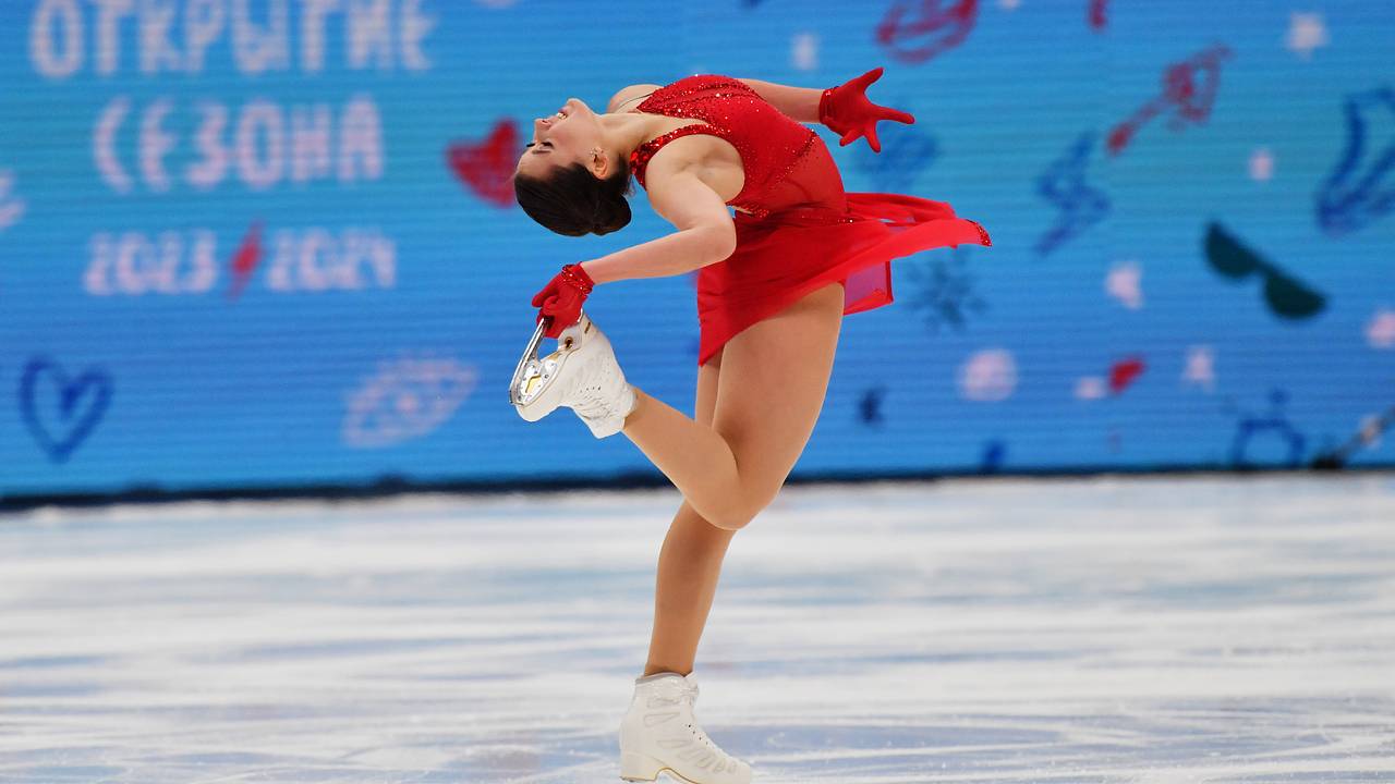 Назван срок возвращения Валиевой на лед