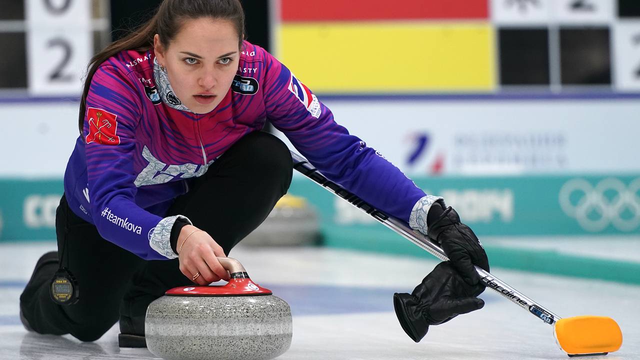 «Самая сексуальная керлингистка» назвала цены на корпоратив с ее участием