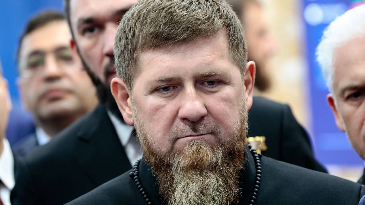 Тела двух погибших в авиакатастрофе под Актау передали их семьям в Чечне