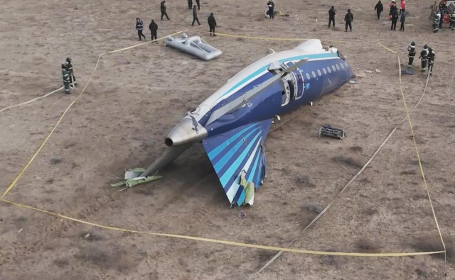 Алиев заявил, что самолет AZAL не был сбит над Россией специально