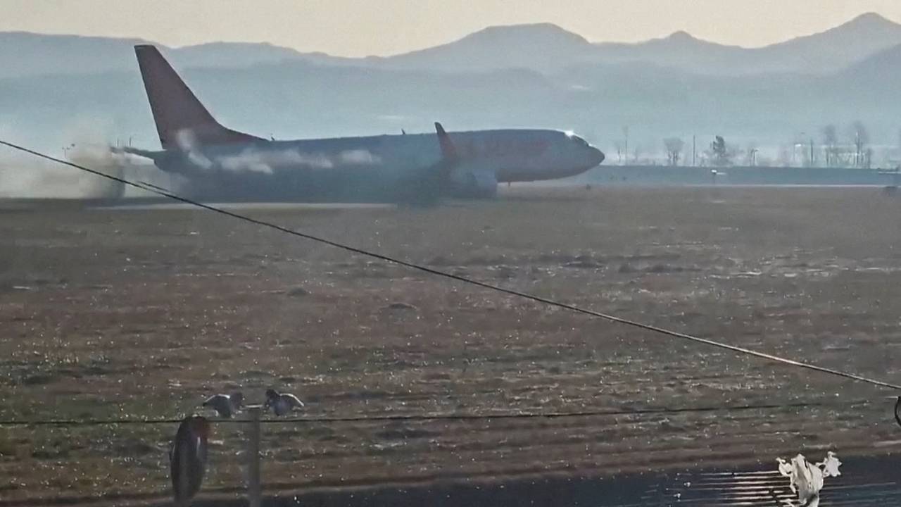Пассажир потерпевшего крушение в Южной Корее самолета успел отправить сообщение близкому