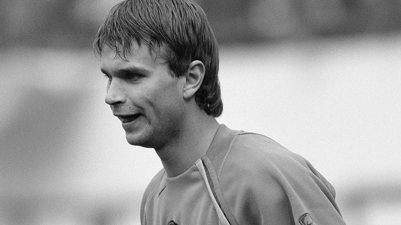 В зоне СВО погиб бывший футболист сборной России. Ранее его задержали с мефедроном и приговорили к 9,5 года колонии