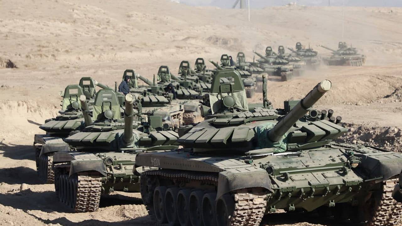 «Уралвагонзавод» поставил в войска танки Т-72Б3М и Т-90М