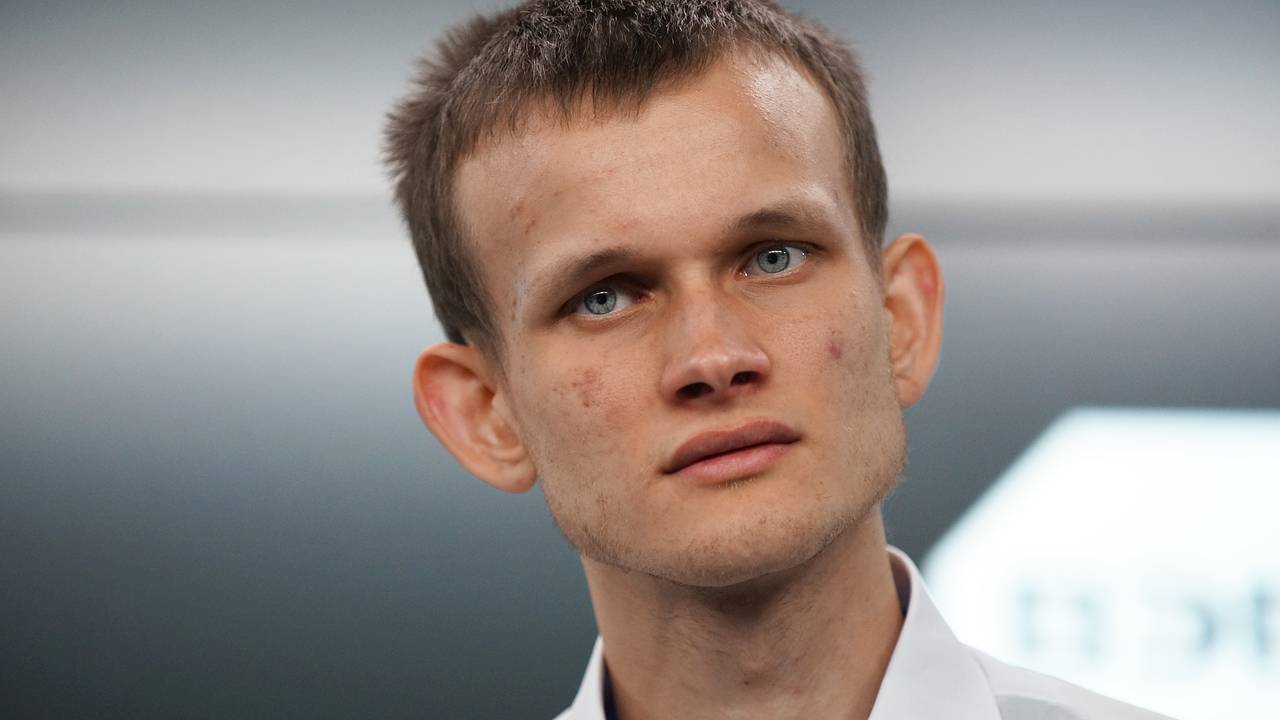 Криптомиллиардер стал «отцом» бегемотихи