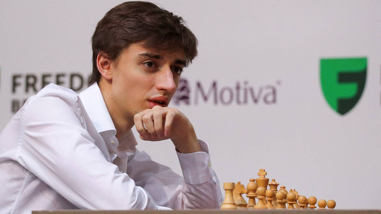 Российский шахматист объяснил проспанный чемпионат мира