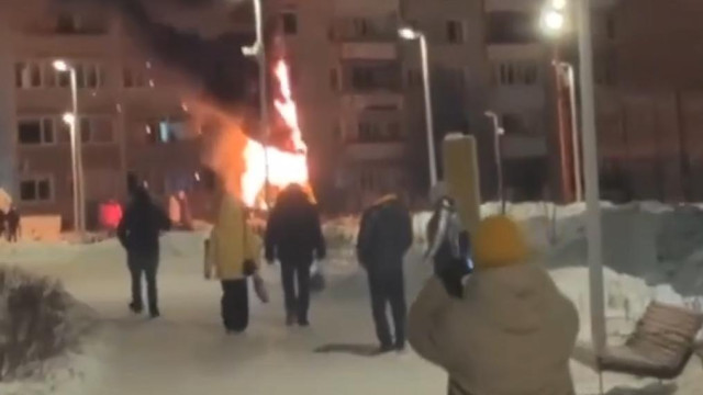 В Свердловской области в новогоднюю ночь сожгли праздничную елку